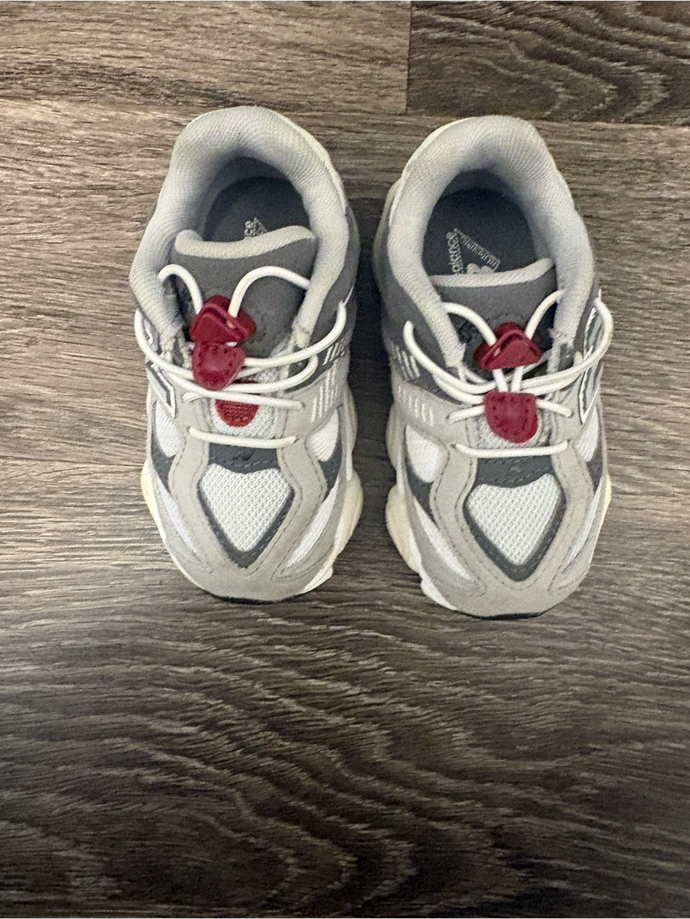 New Balance Gray, White and Red Kids Sneakers Toddler 7c